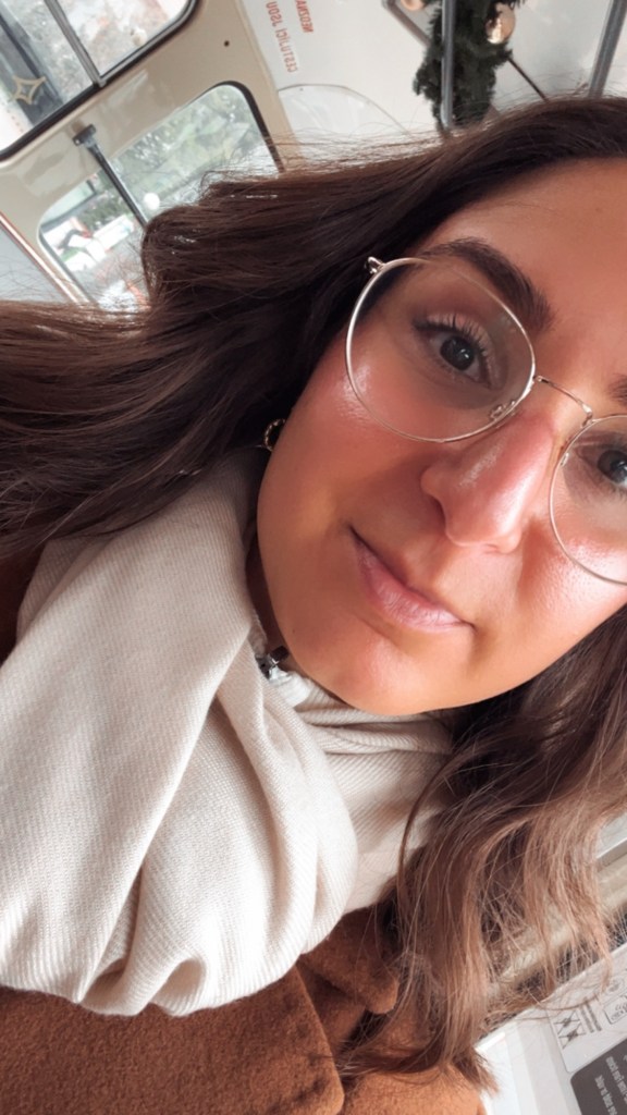 {„eId“:“523103749888044″,“CameraPosition“:2}